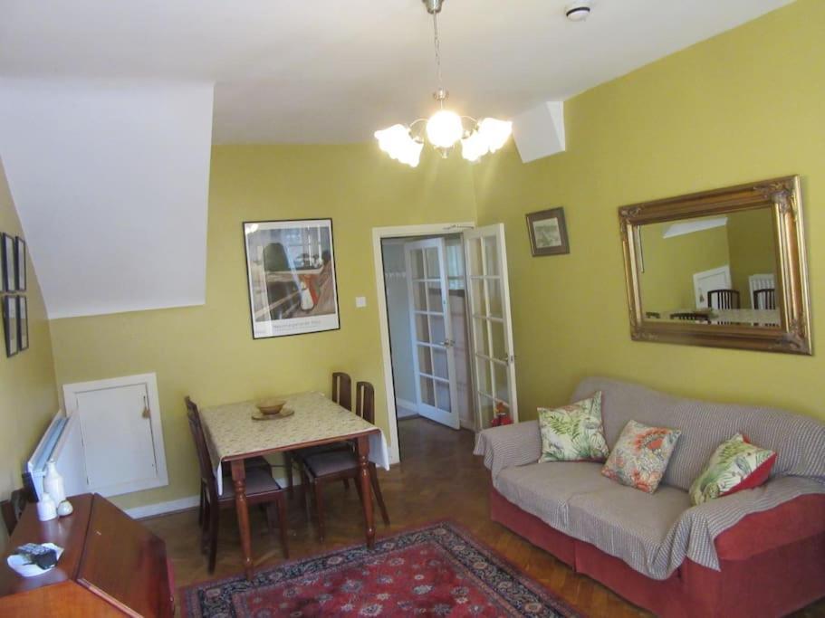 Cathedral Cottage Londonderry Bagian luar foto